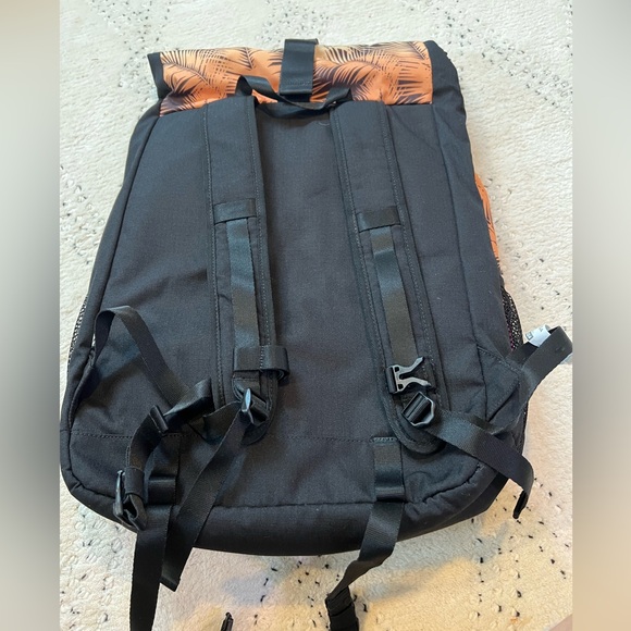 Beach backpack - Picture 2 of 5